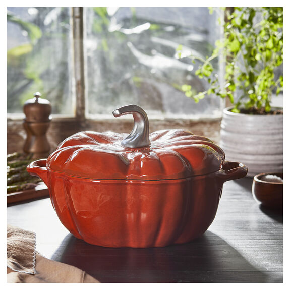 Staub 3.5 qt, pumpkin, Cocotte with Stainless Steel Knob